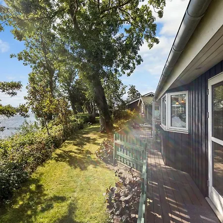 Harthwik - 10m From The Sea By Interhome Brohave