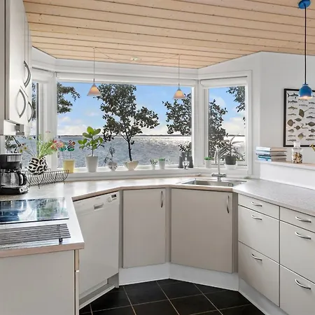 Hébergement de vacances Harthwik - 10m From The Sea By Interhome *